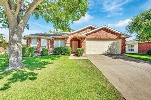 7601 Northpoint Dr in Rowlett, TX - Building Photo