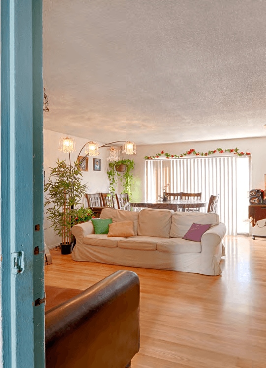 500 Junipero Ave. in Long Beach, CA - Foto de edificio - Building Photo