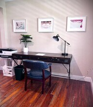 1515 Harwood St in Orlando, FL - Foto de edificio - Building Photo