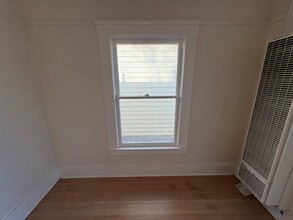 1535 Park St-Unit -1535p-01 in Paso Robles, CA - Building Photo - Building Photo