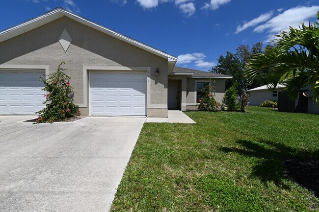 property at 613 SE 14th St