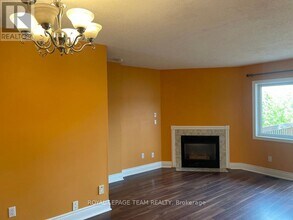 1903 Hampstead Pl in Ottawa, ON - Building Photo - Building Photo