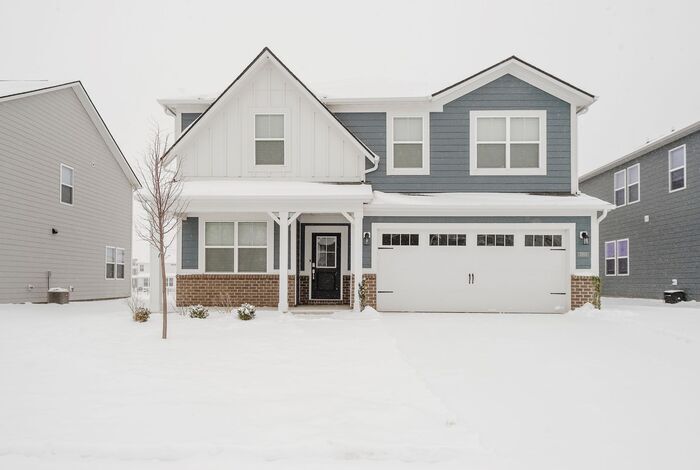 15936 Winnower Dr in Noblesville, IN - Building Photo