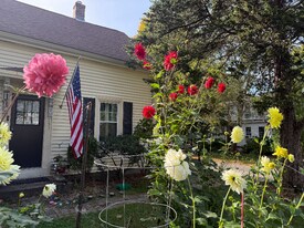 153 High St in Norwell, MA - Building Photo