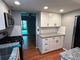 6001 Majors Ln, Unit 2 in Columbia, MD - Building Photo