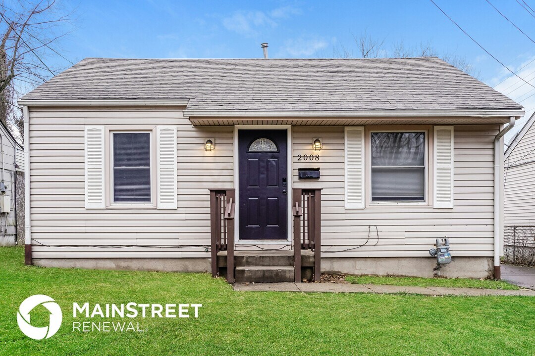 2008 S 40th St in Louisville, KY - Building Photo