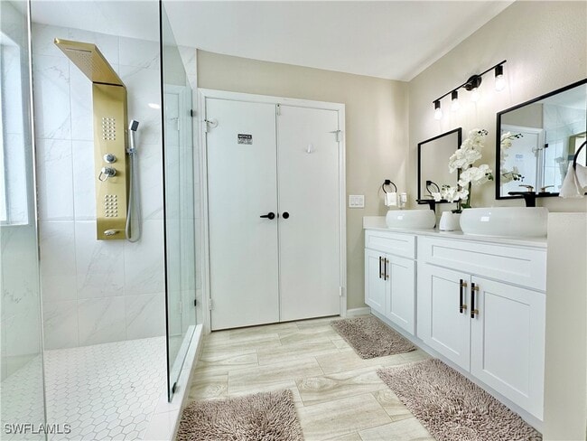 property at 3639 Kent Dr