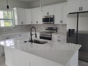 1604 W Gainsboro Ln in Citrus Springs, FL - Building Photo - Building Photo