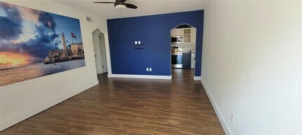 984 SW 9th St in Miami, FL - Building Photo - Building Photo