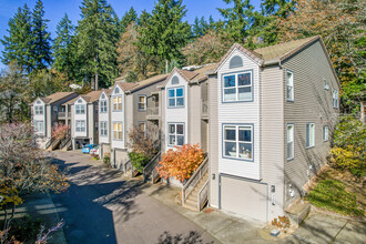 Mountain Park in Lake Oswego, OR - Building Photo - Primary Photo