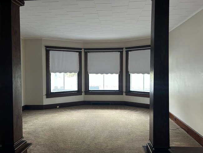 2 Romeyn Ave, Unit Floor 1, Unit Floor 1