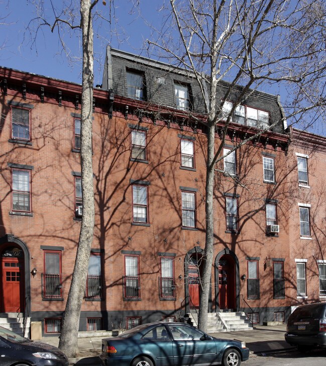 2007 Green St in Philadelphia, PA - Foto de edificio - Building Photo