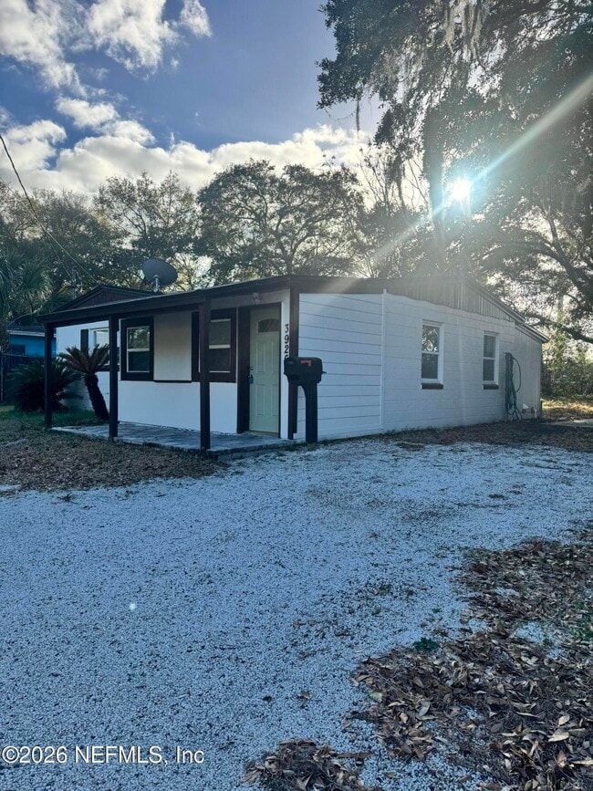 3926 Ruby Dr W in Jacksonville, FL - Building Photo - Building Photo