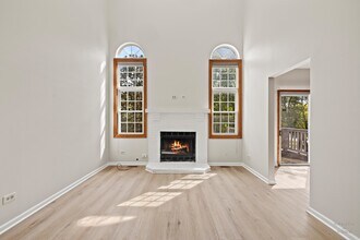 615 W Parkside Dr in Palatine, IL - Building Photo - Building Photo