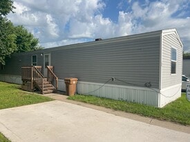 1510 1st Ave in Grinnell, IA - Building Photo