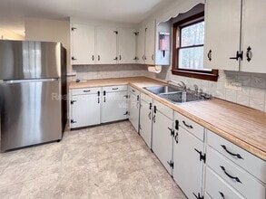 241 Mallego Rd in Barrington, NH - Building Photo - Building Photo