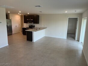 3014 65th St W in Lehigh Acres, FL - Building Photo - Building Photo
