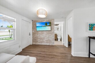 308 SW 1st St in Delray Beach, FL - Building Photo - Building Photo