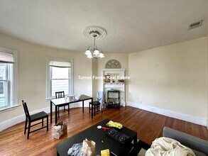 8 Carmel St, Unit 3 in Boston, MA - Building Photo - Building Photo