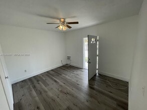 1780 NE 146th St in Miami, FL - Building Photo - Building Photo