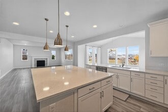 590 Pikes View Dr in Erie, CO - Building Photo - Building Photo