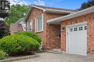 121 Tollgate Rd in Brantford, ON - Building Photo - Building Photo