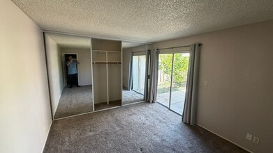 37 Mt Wilson Way in Clayton, CA - Building Photo - Building Photo