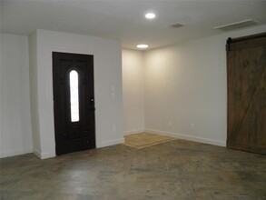 12617 Sunset Cir in Santa Fe, TX - Building Photo - Building Photo