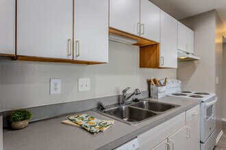 Market Mohawk Apartments in Columbus, OH - Building Photo - Interior Photo