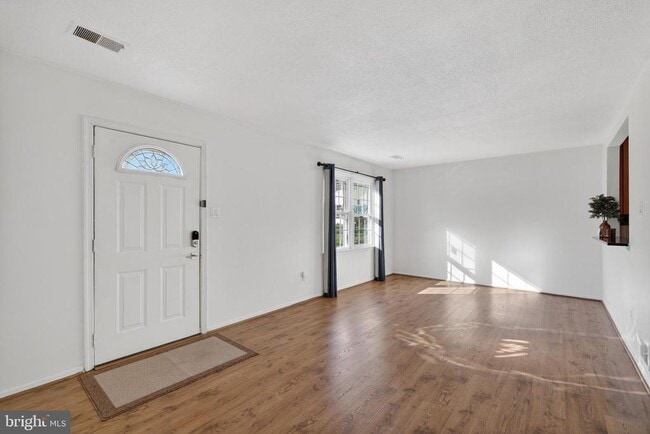 property at 9594 Inverary Ct