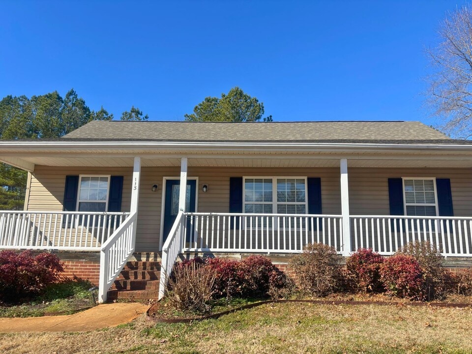 113 Dace Dr in Pickens, SC - Building Photo