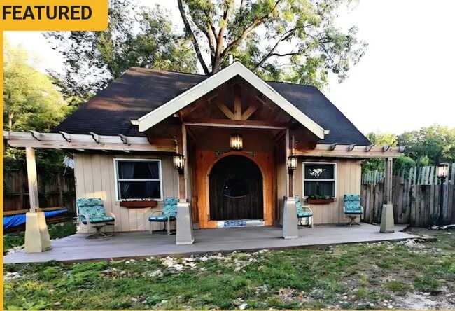 property at 10426 Vistula Rd