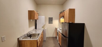 807 E Mission Ave in Spokane, WA - Building Photo - Building Photo