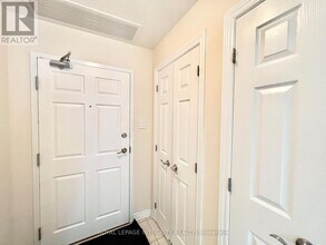 160 Guelph Private in Ottawa, ON - Building Photo - Building Photo