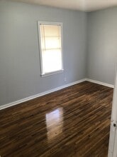 2307 W Irving St in Wichita, KS - Building Photo - Building Photo