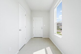 179 Living Reef Dr in Maxwell, TX - Building Photo - Building Photo