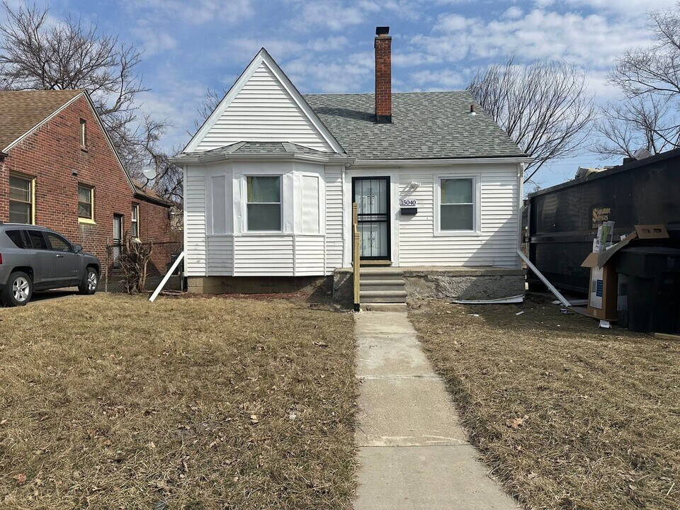 15040 Freeland St in Detroit, MI - Building Photo
