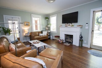 304 Etiwan Ave in Columbia, SC - Foto de edificio - Building Photo