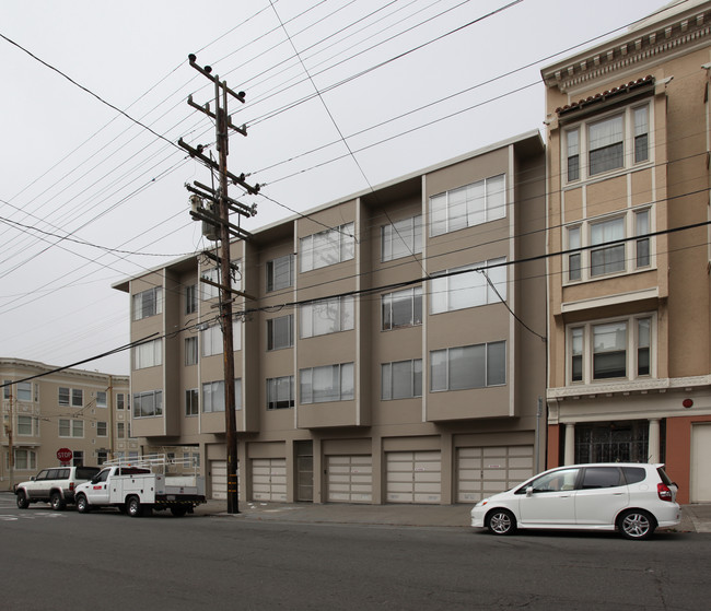 2301 Larkin St in San Francisco, CA - Building Photo - Building Photo