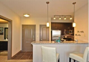 880 Glenwood Ave SE, Unit D in Atlanta, GA - Building Photo - Building Photo
