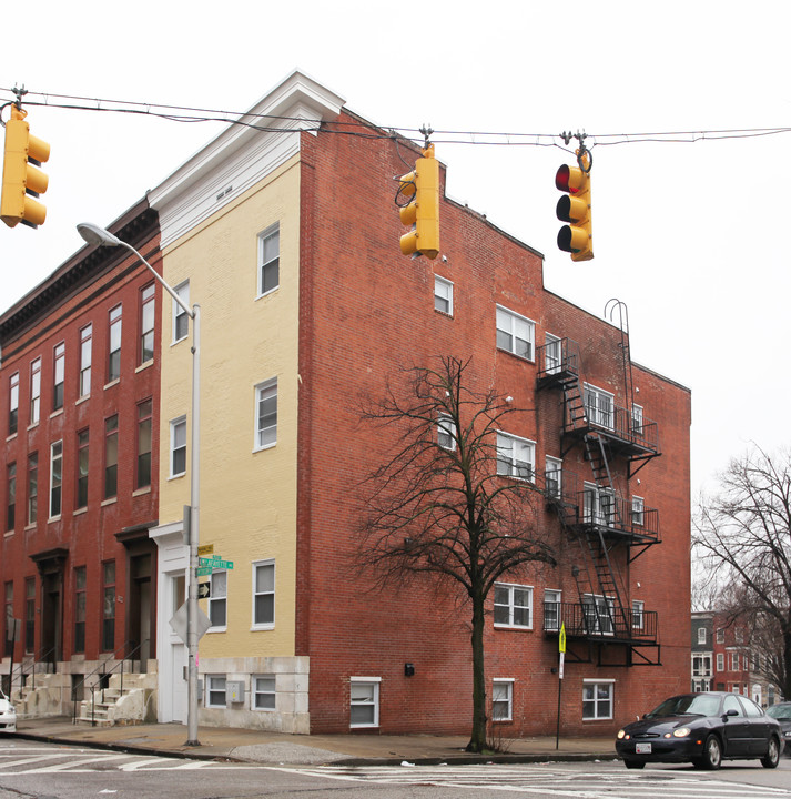 1328 McCulloh St in Baltimore, MD - Building Photo