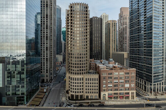 530-540 N Lake Shore Dr