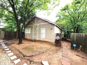1309 Bridges St in Denton, TX - Building Photo - Building Photo