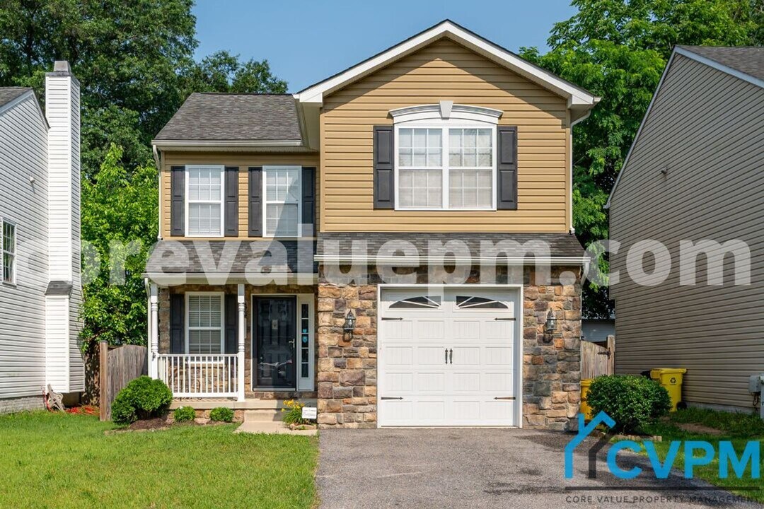 82 W Virginia Ave in Severn, MD - Building Photo