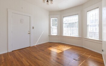 2320-2320 Broadway in San Diego, CA - Building Photo - Building Photo