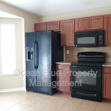 18200 Cypress Bay Pkwy in Land O Lakes, FL - Building Photo - Building Photo