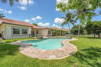 2353 Merriweather Way in Wellington, FL - Building Photo - Building Photo