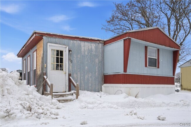 108 Mountain View Ln in Mohawk, NY - Building Photo - Building Photo