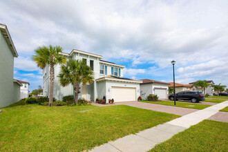 7810 NW Gladwell Ln in Port St. Lucie, FL - Building Photo - Building Photo