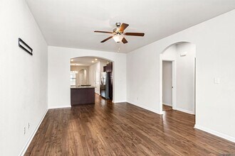 7636 W Pelican Lks Ave in Baton Rouge, LA - Building Photo - Building Photo